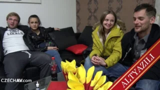 Goril Gibi Zenciye Peynir Karısını Eritip Siktiren Asil Gavat Gavat-ül Hümayun