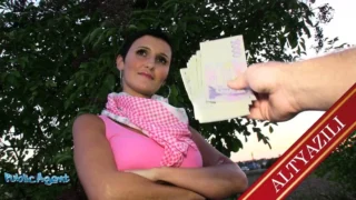 Teyzem ve Annemi Zorla Lezbiyen Yaptım